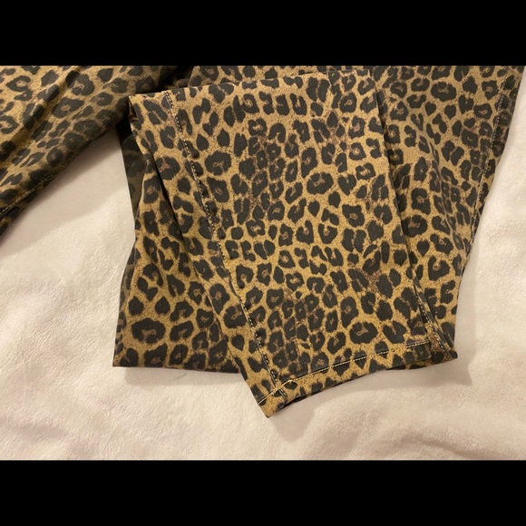 TORRID JEGGING - SUPER STRETCH LEOPARD - Picture 6 of 6